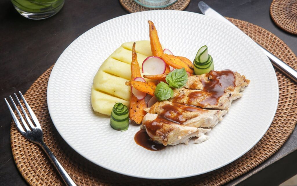 Berlin-Dinner-Cruise-with-Drinks